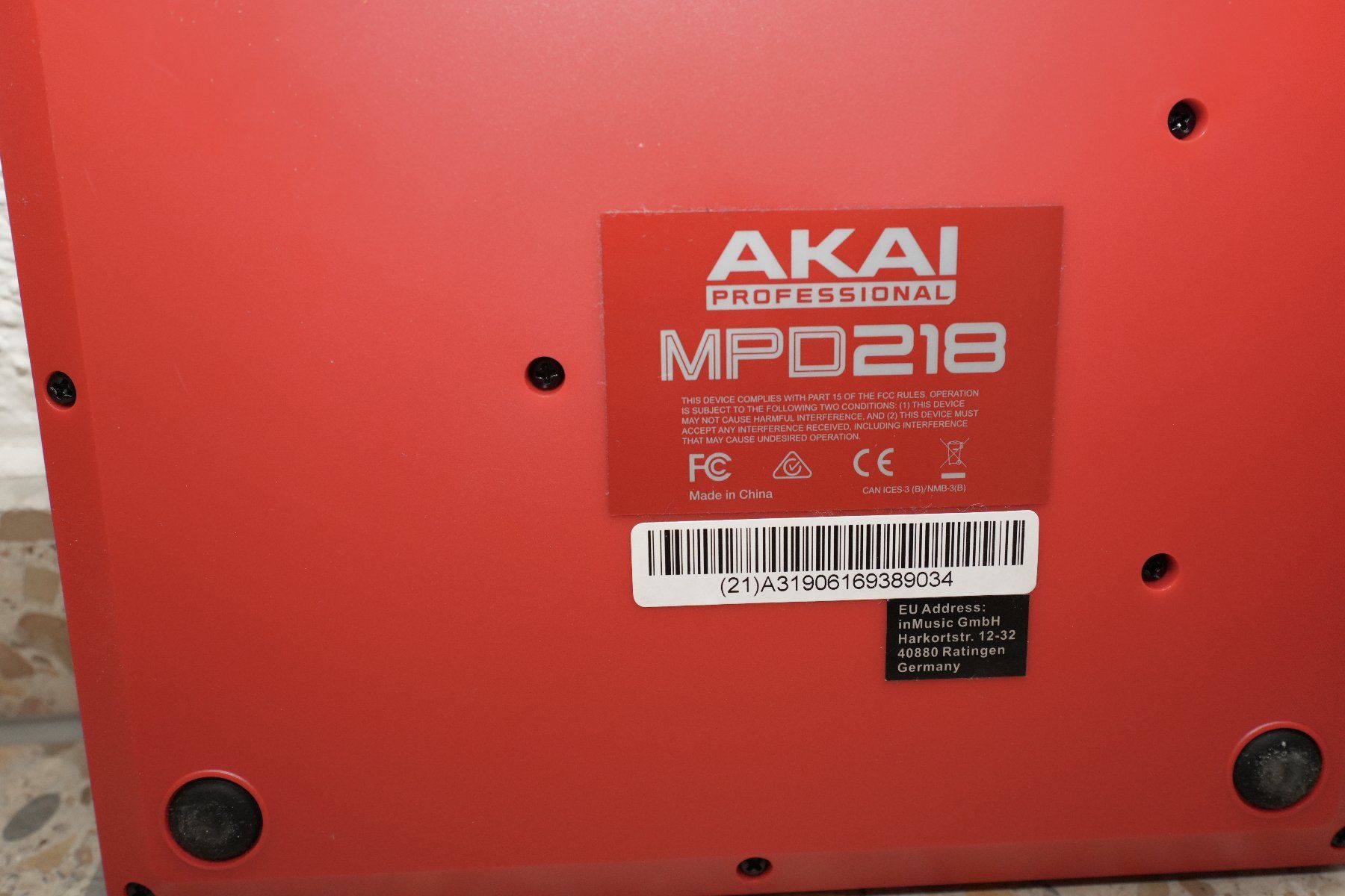 Sistema di controllo: AKAI Professional MPD218 – MIDI Pad Controller / Beatmaker – Usato da Obernau venduto da rima07 1