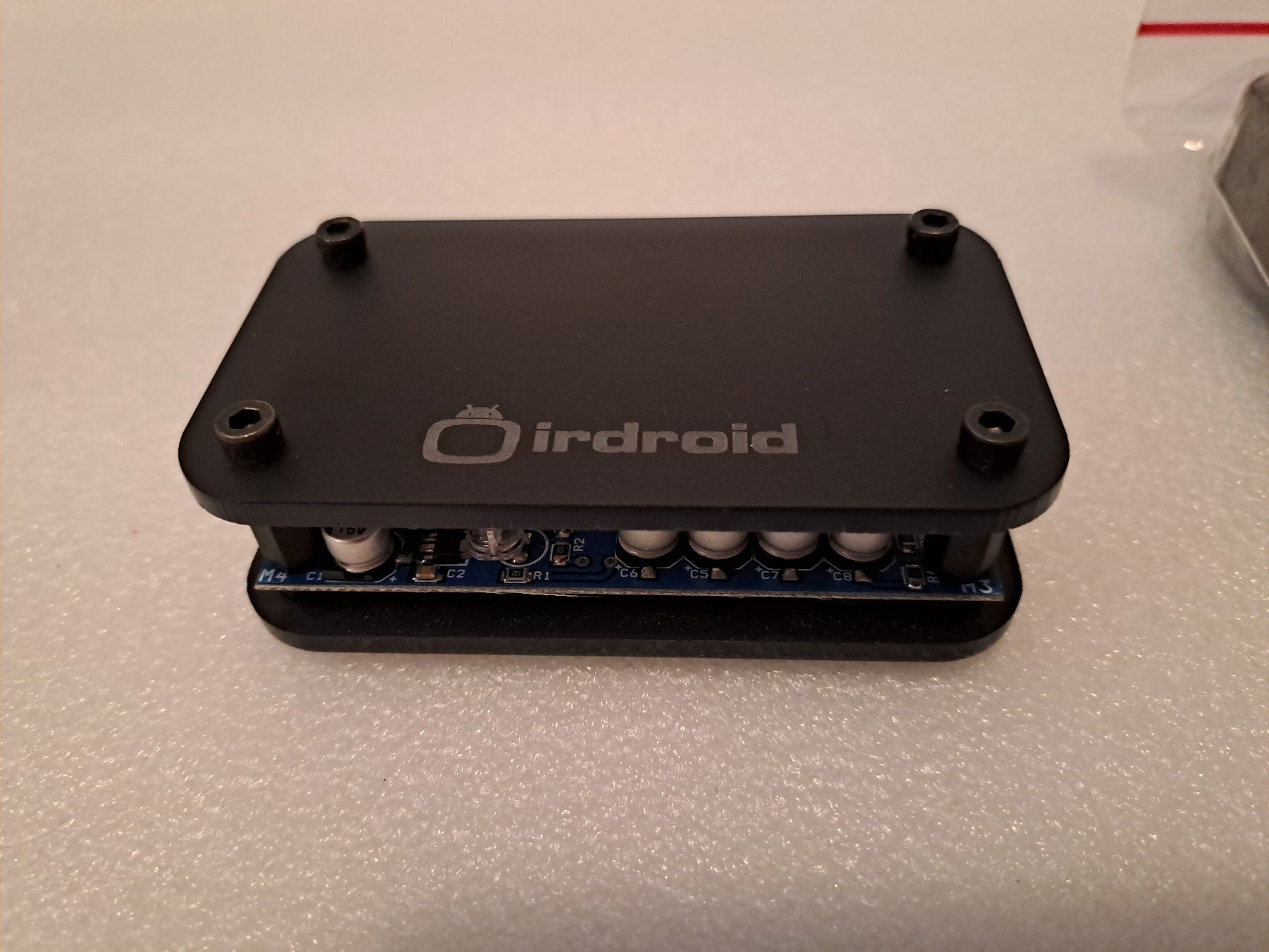 Telecomandi: Irdroid v2.0 – universal remote for Android – Usato da Rieden AG venduto da Werkstattlaedeli