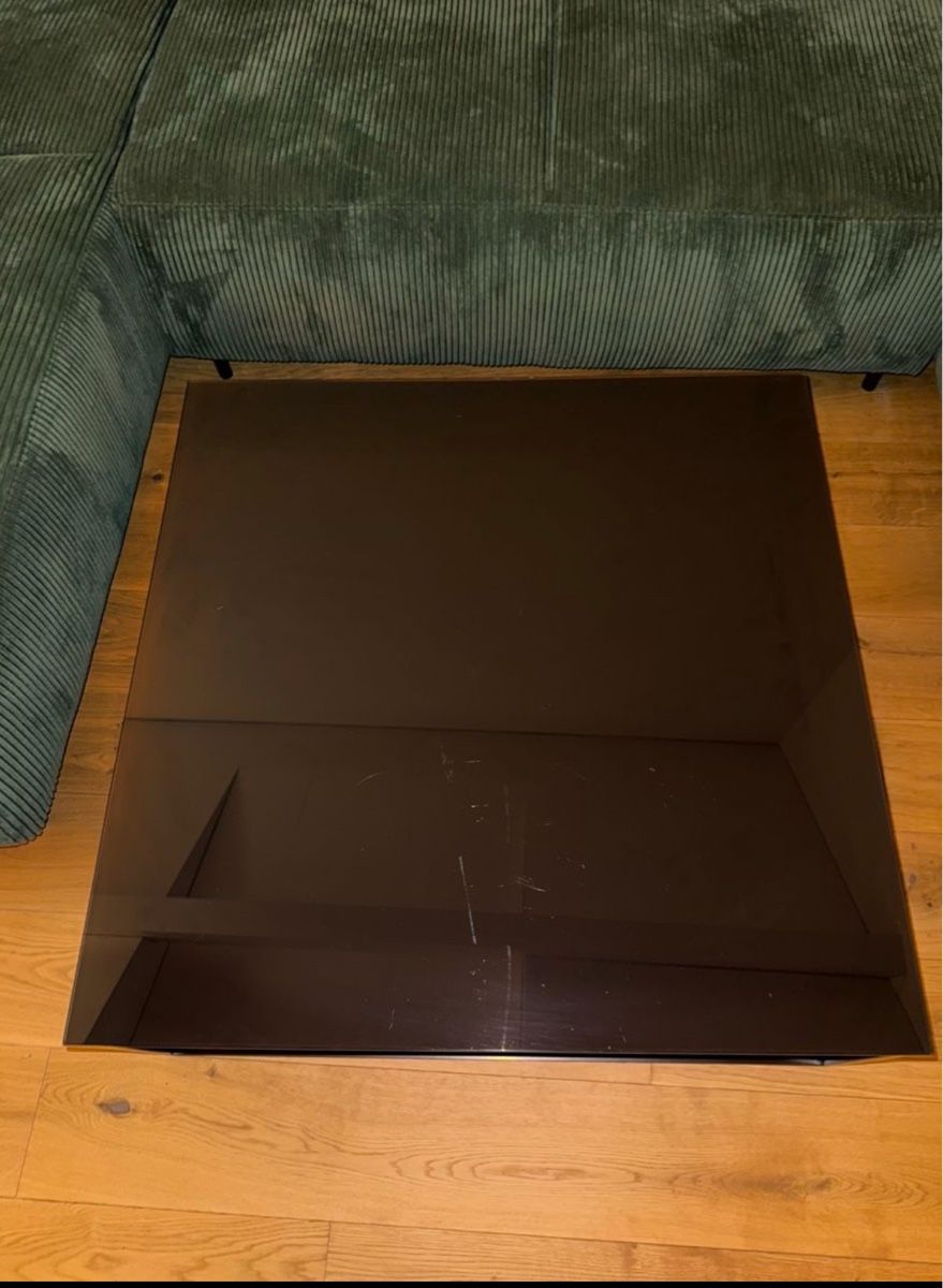 Tische: Couchtisch mit Glasplatte – Gebraucht aus Rickenbach ZH von dza_fvg8 1