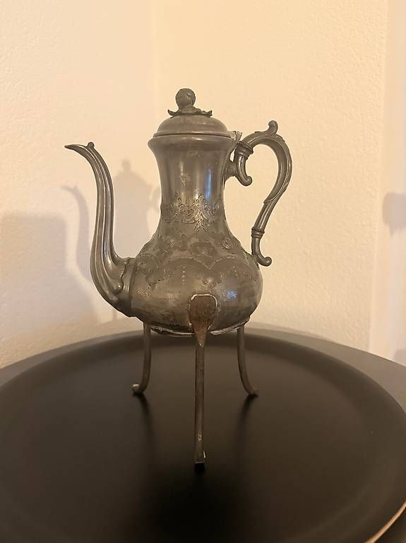 Teiere: Kaffeekanne aus Sheffield Silver Plate – Usato da Bern venduto da gadgetobjects 1