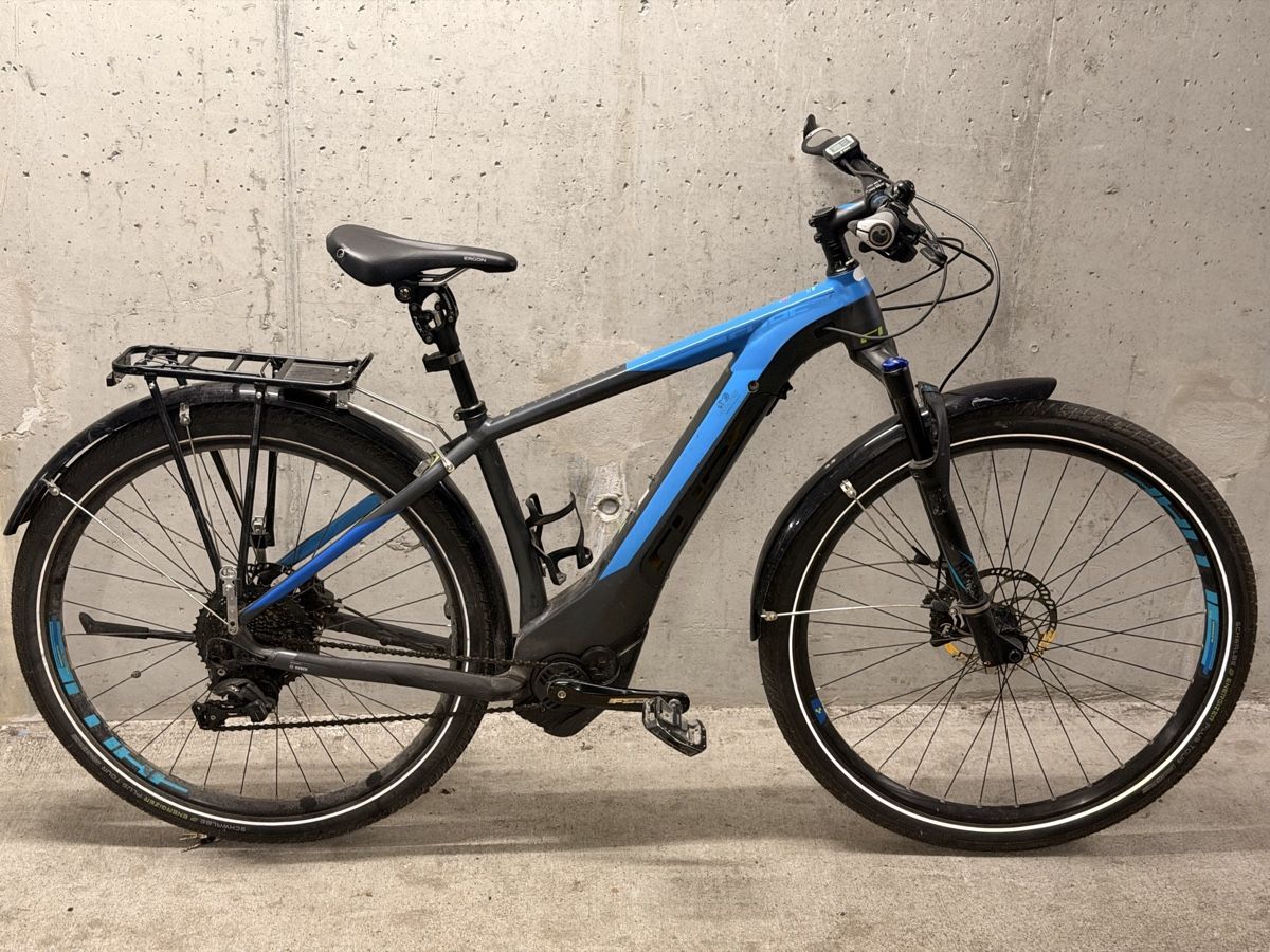 Cube Velos: E-Bike CUBE  – Gebraucht aus Zürich von Gadgets2020