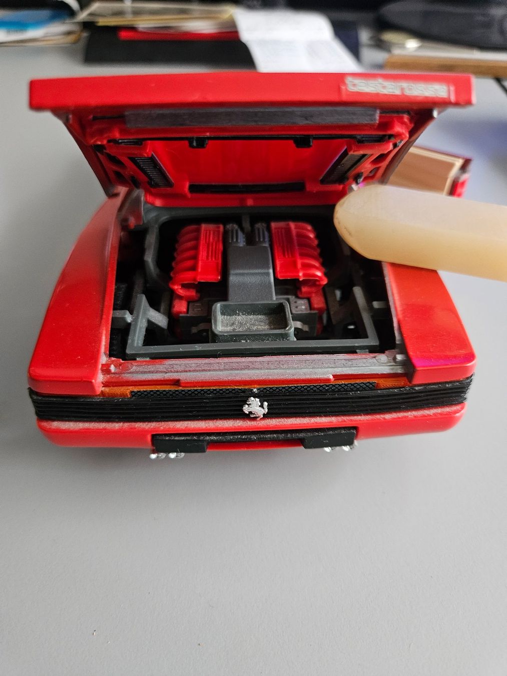 Ferrari Voitures modèles: Ferrari Testarossa 1984 Modellauto 1/18 – D'occasion à Langendorf par Bruenu 2