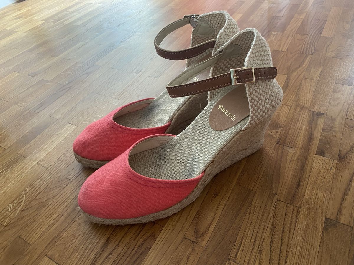 Damenschuhe: Espadrilles Sandalen orange 38 – Gebraucht aus Zürich von sinka