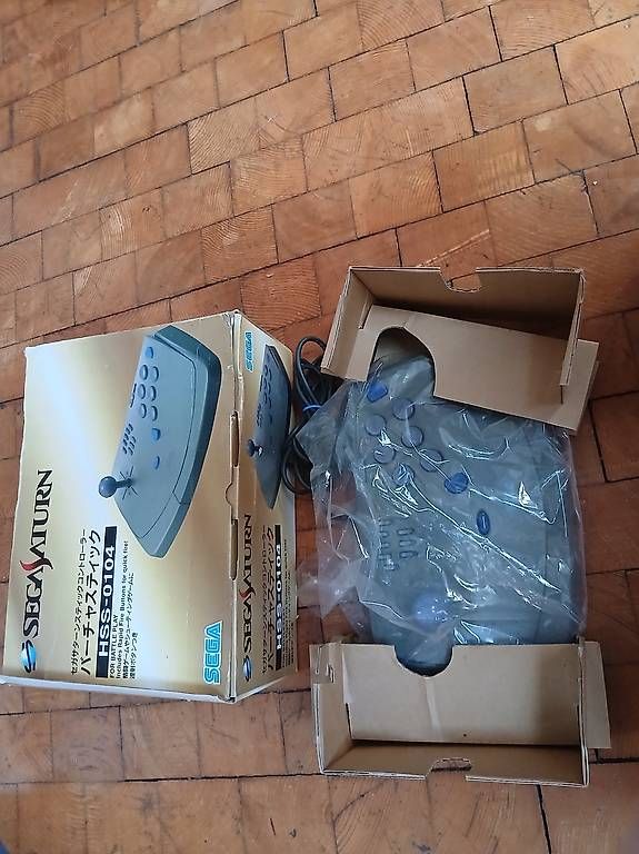 Controller: SEGA SATURN HSS-0104 – Usato da Locarno venduto da sch_r2rh 2