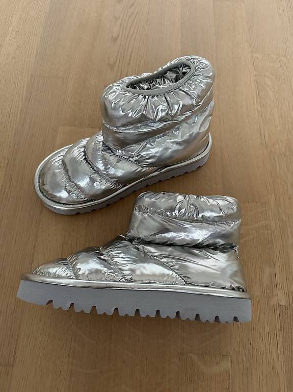 Scarpe da donna: Winterboots silber – Usato da Muttenz venduto da mel_8l6c 1