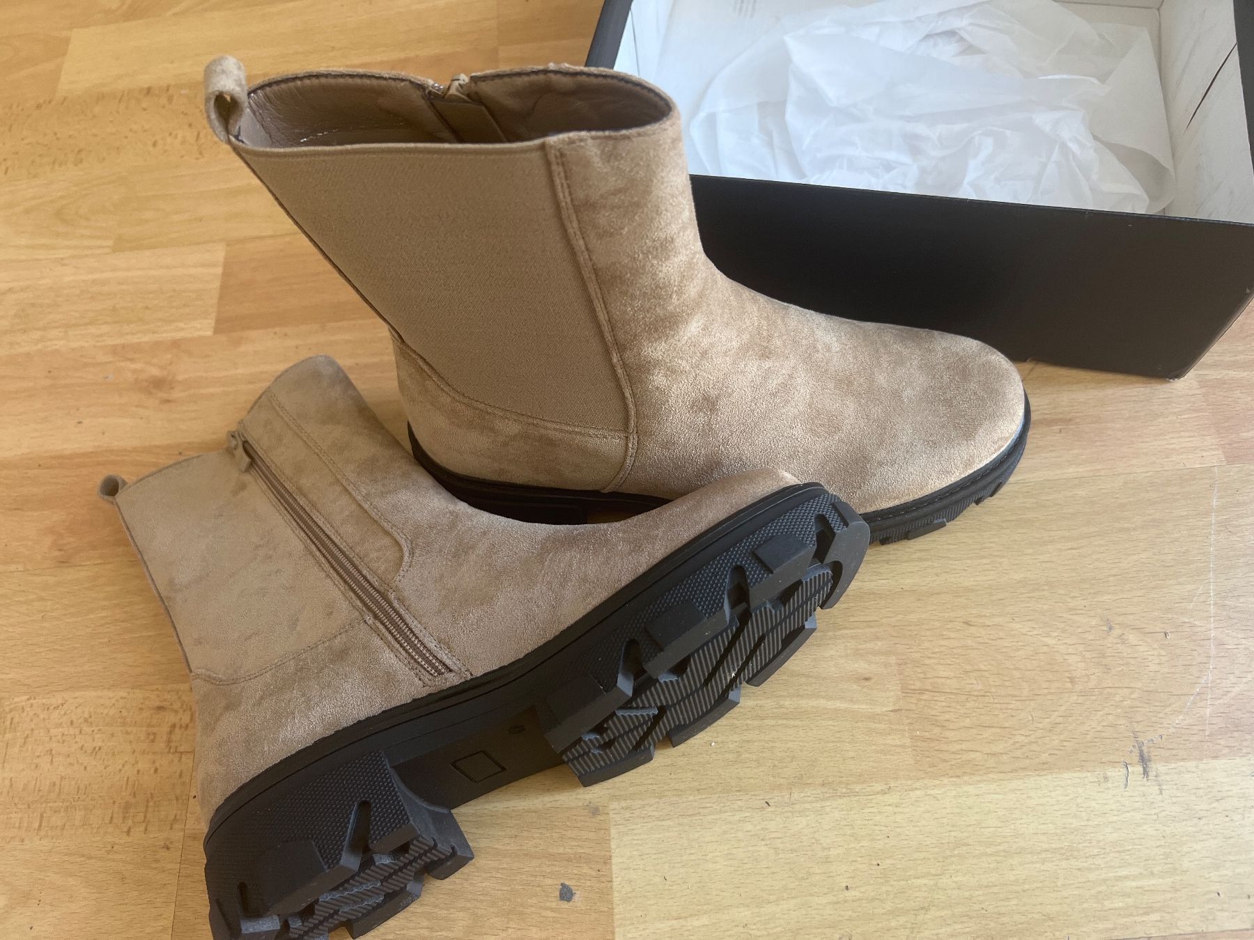 Scarpe da donna: Damen Stiefelette 40 neu  Stiefel – Nuovo e nell'imballaggio originale da Amriswil venduto da JaJa-Express