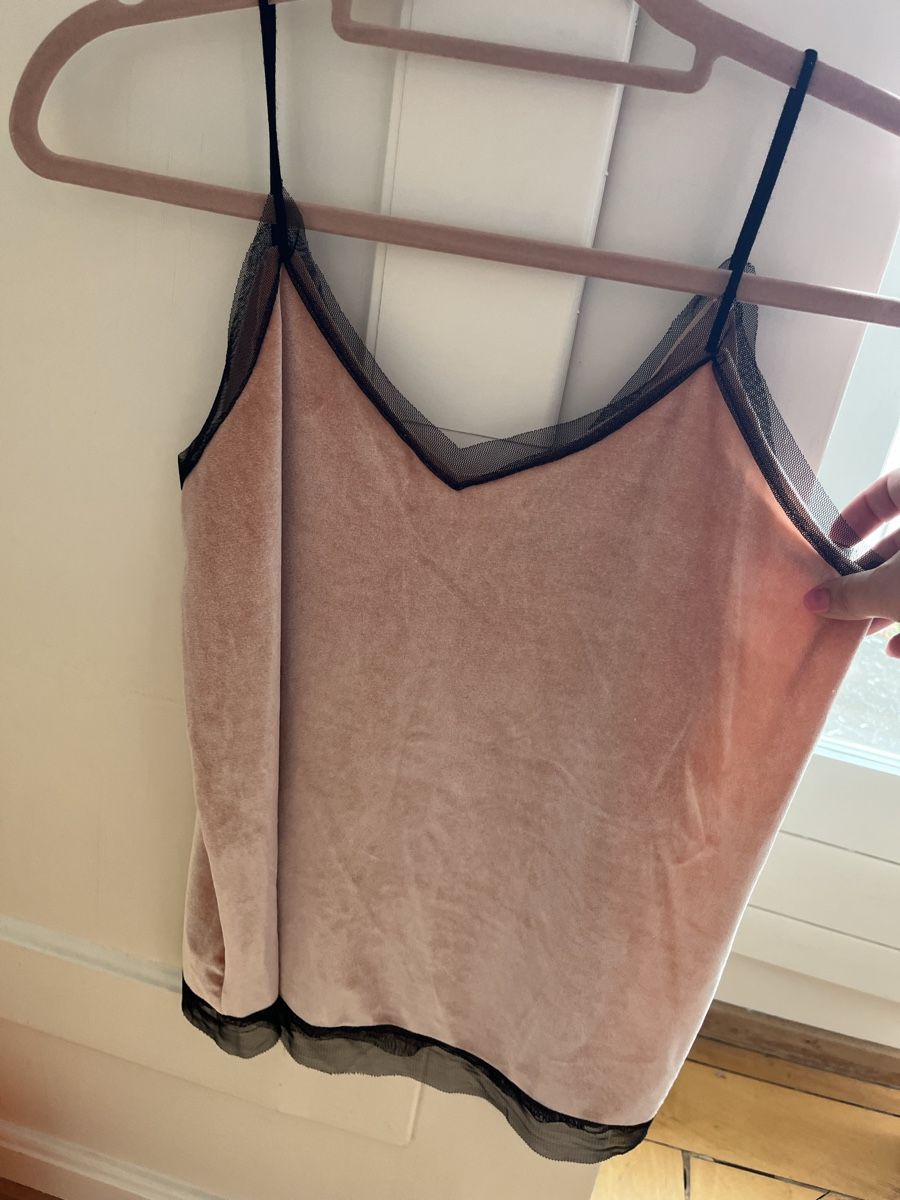 Pull&Bear Tops: Samt Top Pull&Bear – Neuf (Voir description) à Zürich par Shopmystyle 1