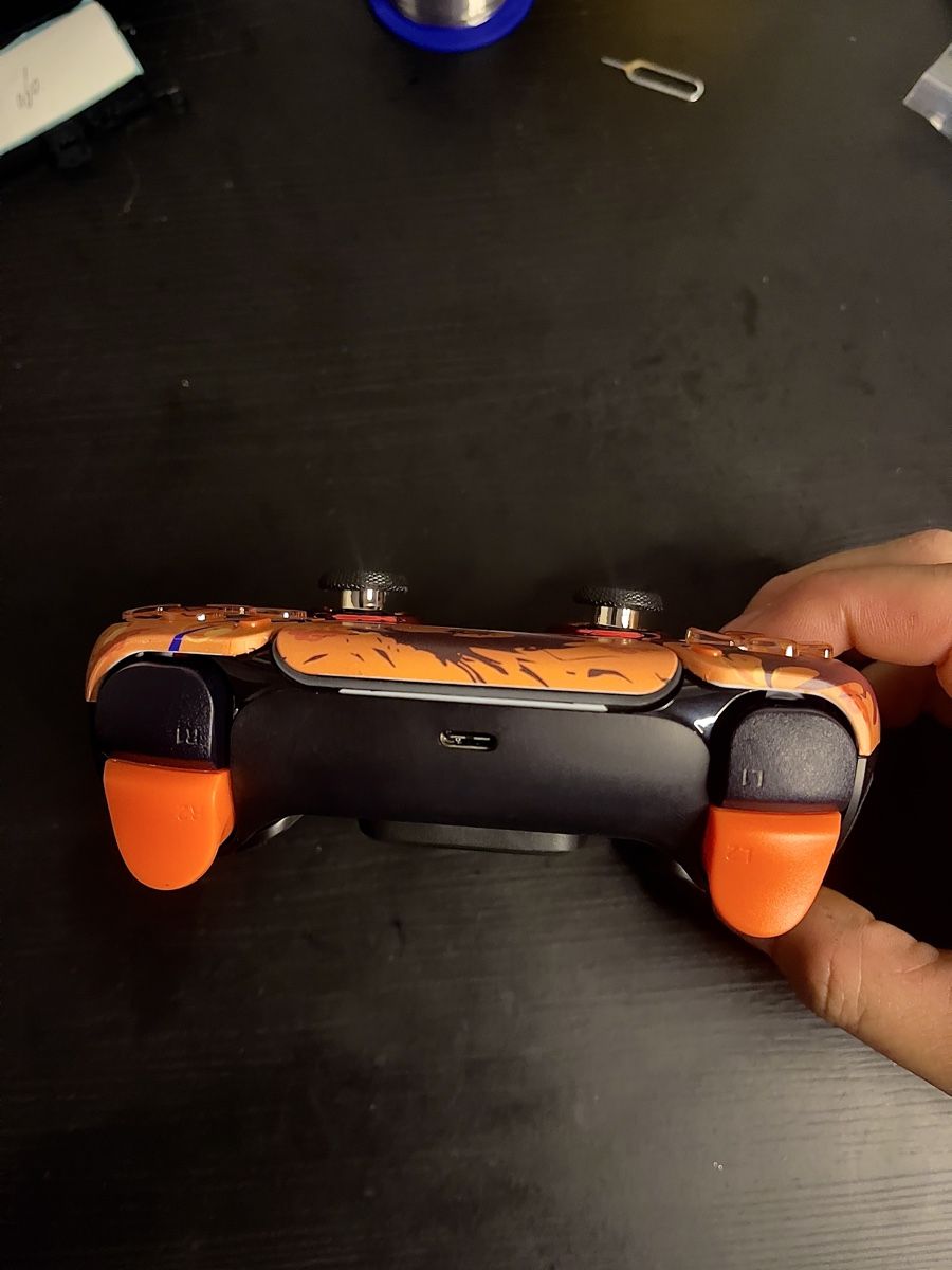 Sony Manettes: PS5 Controller Custom Dragon Ball – Hall Effect – Neuf (Voir description) à La punt-chamues-ch par Fcjcarvalho 3