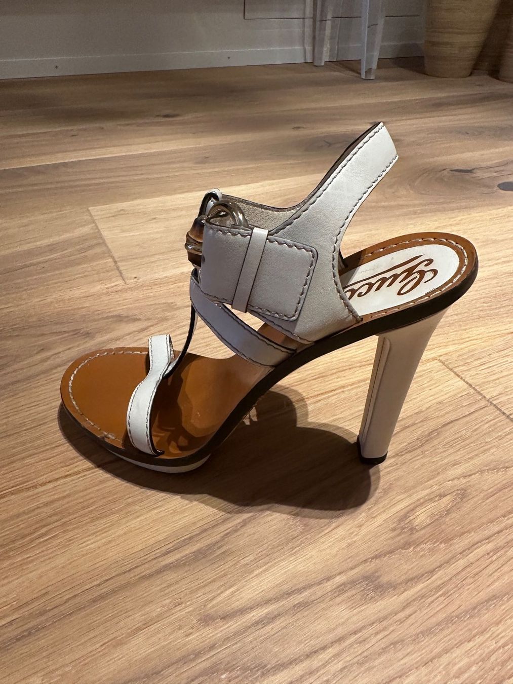 Gucci Damenschuhe: Gucci Sandalen – Gebraucht aus Altendorf von Sharysunny 1