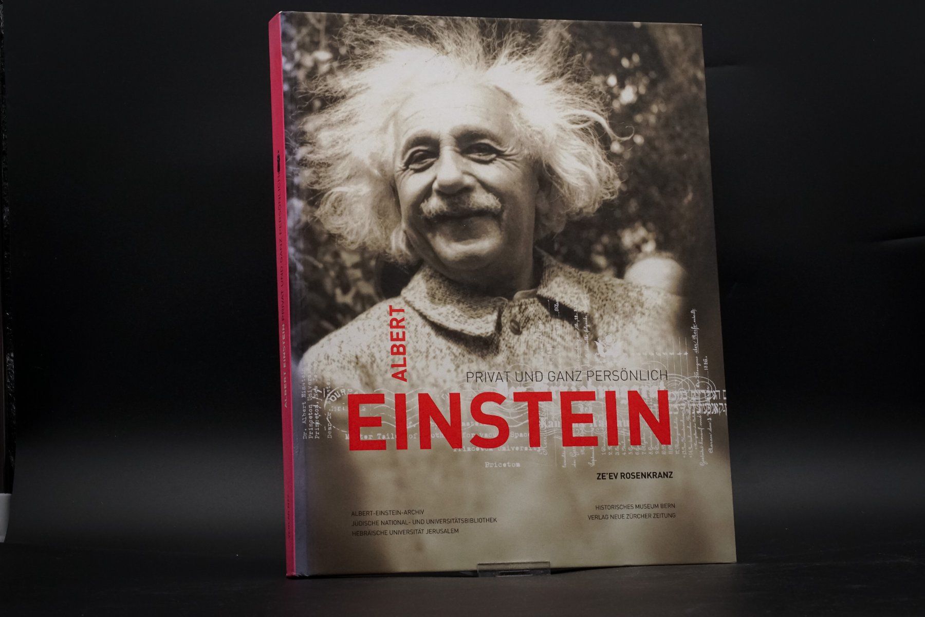 Libri: Albert Einstein "Privat und ganz persönlich" – Nuovo (secondo la descrizione) da Gümligen venduto da glu_tpv2 1
