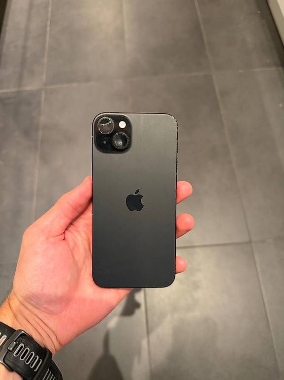 Telefoni cellulari / Smartphones: iPhone 15 Plus 128 GB – Usato da Bern venduto da amyo03