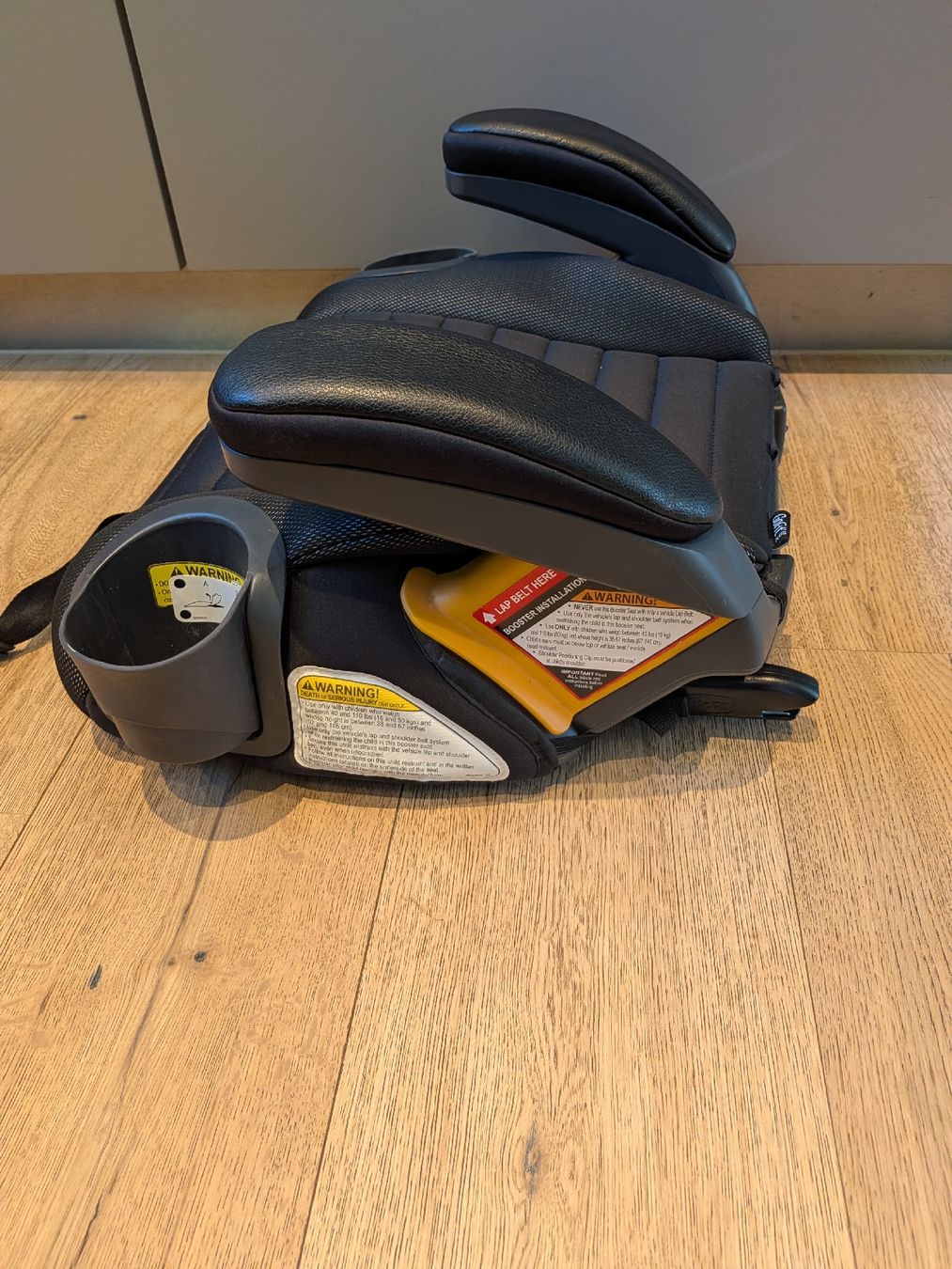 Chicco Auto-Kindersitze: Chicco Gofit Plus Kindersitz – Gebraucht aus Herrliberg von BonjourLisa 1