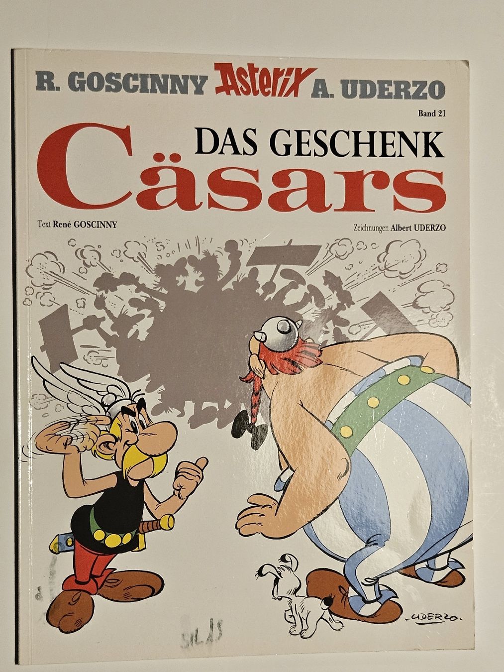 Fumetti: Asterix und Obelix Band 21 : Das Geschenk Cäsars – Usato da Oberdorf BL venduto da BaldenEagle