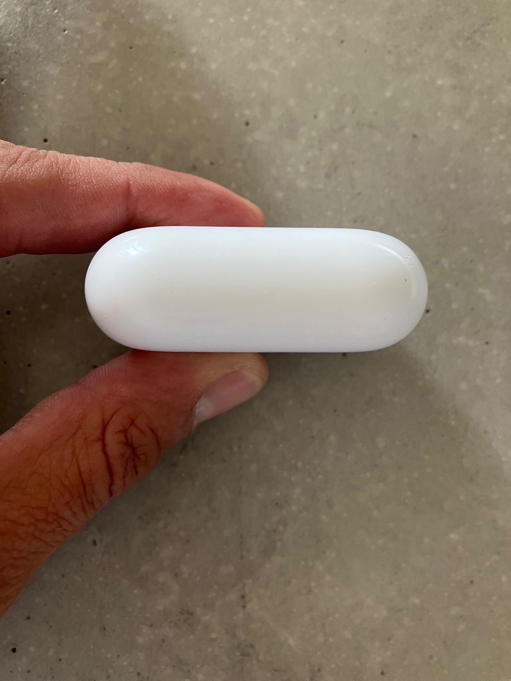 Apple Kopfhörer: APPLE AIRPODS PRO 2 Case – Gebraucht aus Lausanne von mr.v 5