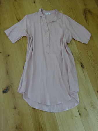 Modisches Kleid/City Life