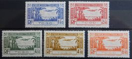Togo Franz. Kolonie Kat. 125-129 * 1940