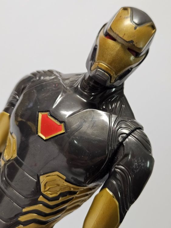 Marvel Statuette: IRONMAN / 2018 Marvel Hasbro / Actionfigur / #WT18 – Usato da Oberdorf BL venduto da BaldenEagle 1