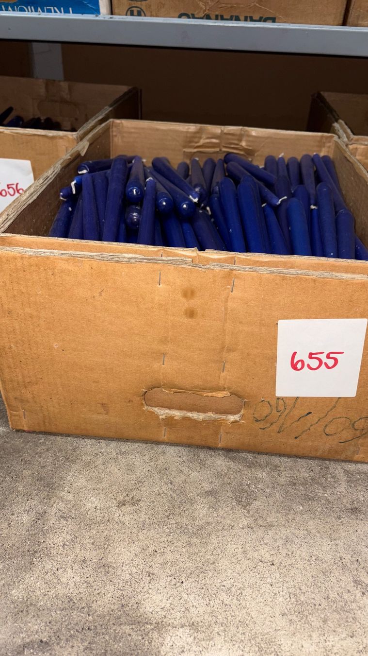 Kerzen: 655 Posten Kerzen aus Liquidation – Neu (gemäss Beschreibung) aus Derendingen von Meisterstuecke