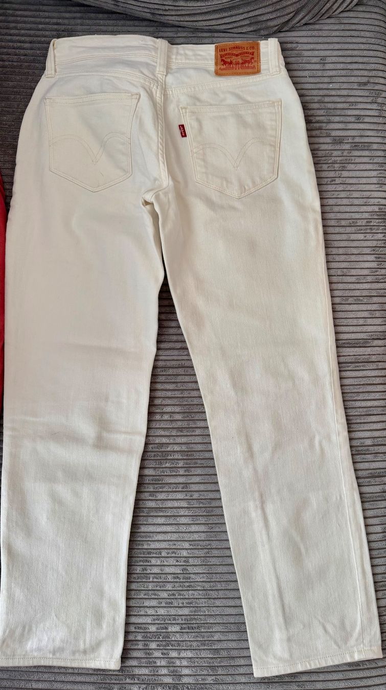 Levi's Jeans: hose von levis – Usato da Bouveret venduto da diracn