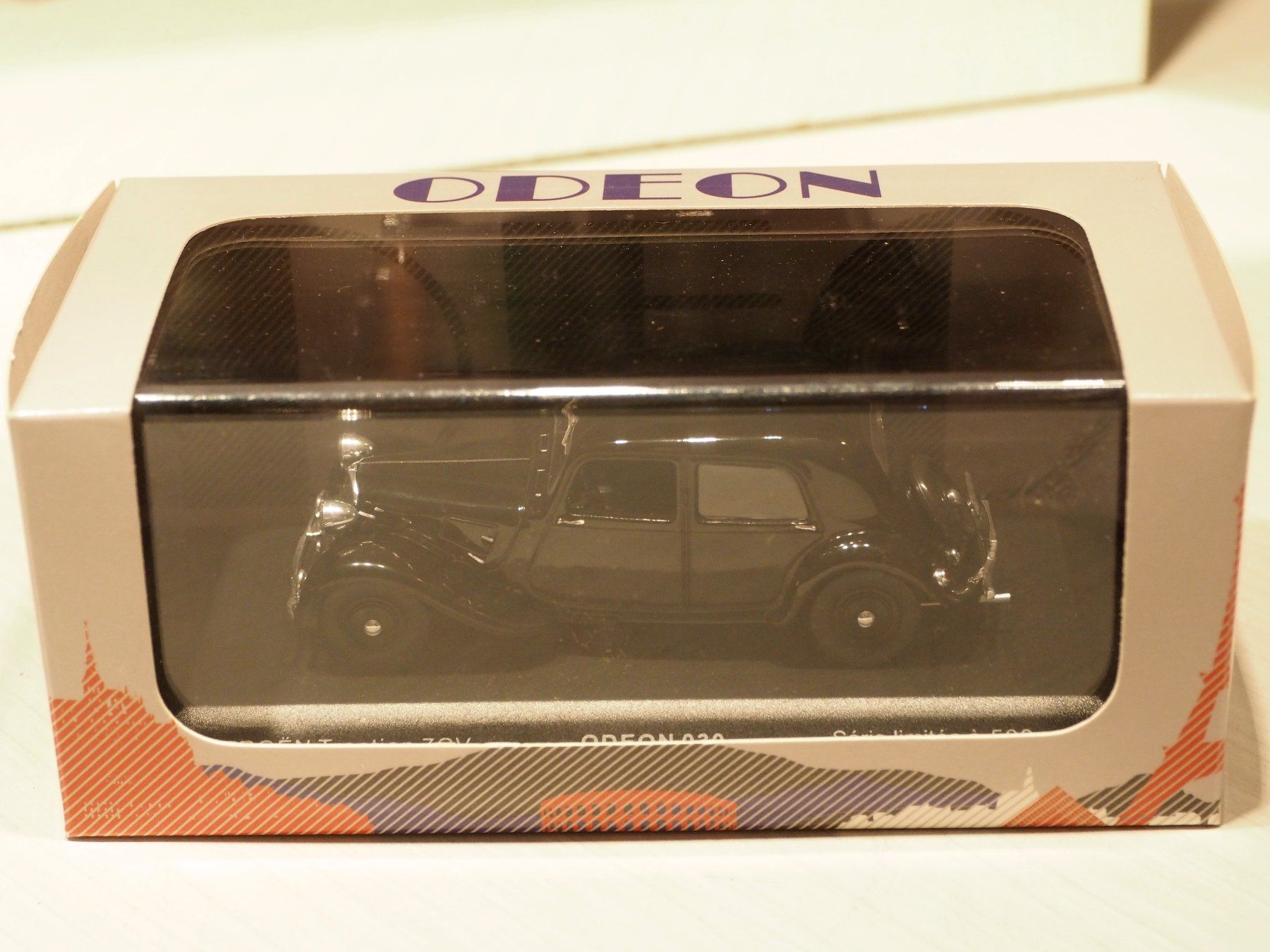 Citroën Modellautos: Citroen Traction Avant 7CV - Odeon – Neu und originalverpackt aus Winterthur von 602ccm