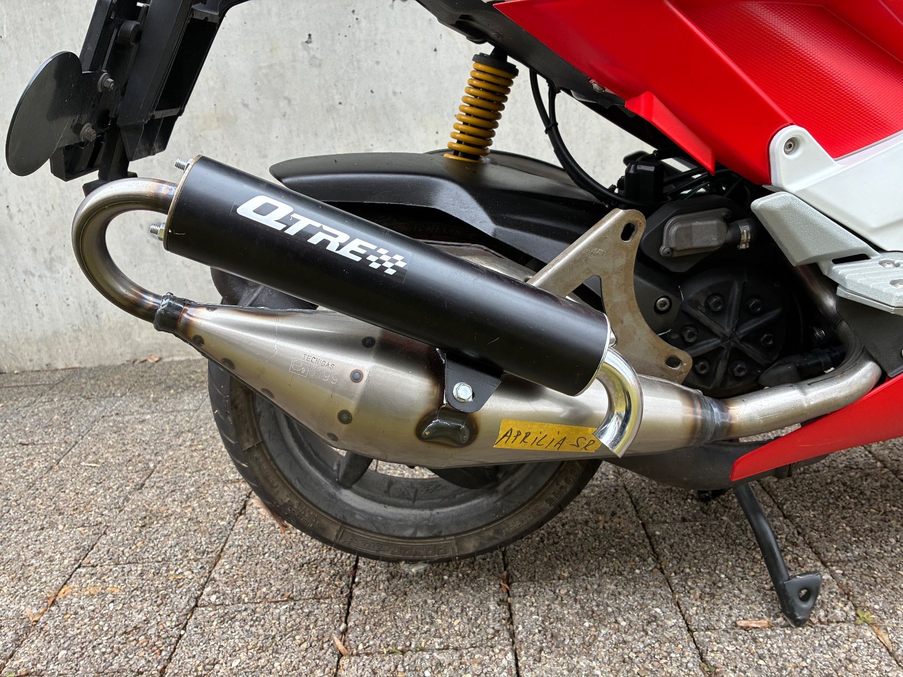 Aprilia Scooter: Aprila sr 50 ccm – Usato da St. Gallen venduto da zx10r