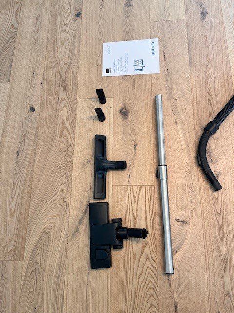 Coop Aspirapolveri & Accessori: Staubsauger Satrap Aspira Sine A700 – Usato da Oberentfelden venduto da mar_hsq9 5