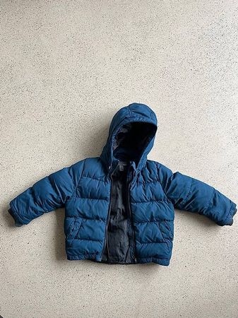 Winterjacke Grösse 104