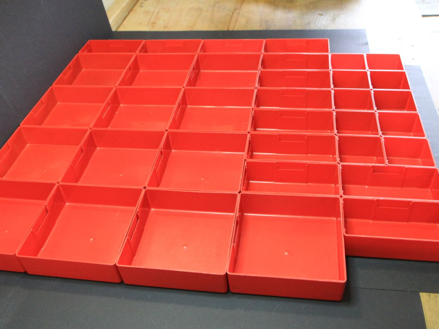 Lista Tutti gli attrezzi: Lista Einsätzkästen, 35Stk, Höhe 4.6cm – Usato da Hölstein venduto da Kraftpaket 2