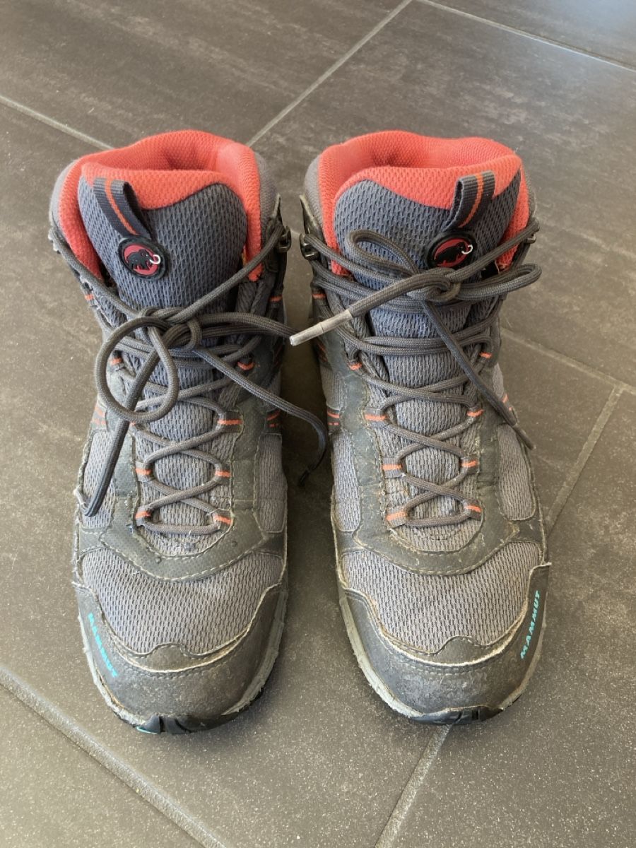 Mammut Damenschuhe: Wanderschuhe – Gebraucht aus Aarwangen von Milan300