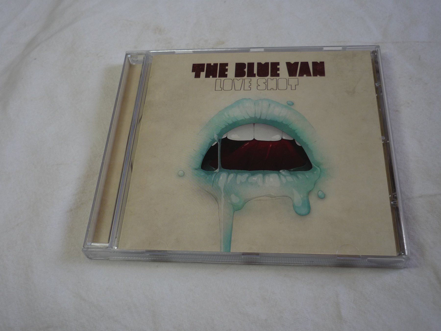 CD: Musik CD - The Blue Van - Love Shot – Usato da Beringen venduto da zzRegal