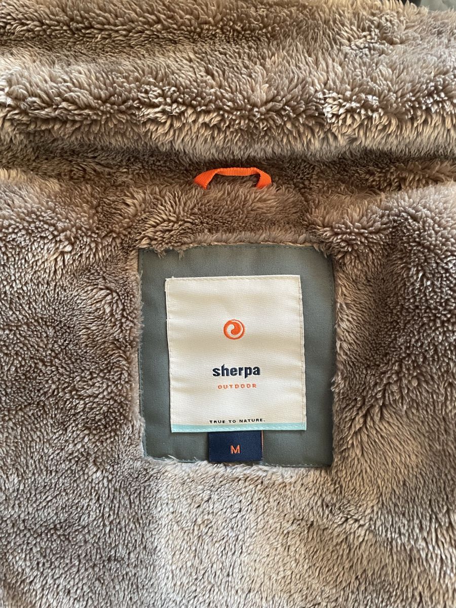 Sherpa Giacche: Sherpa Winterjacke / Parka – Nuovo (secondo la descrizione) da Aarwangen venduto da erd_ngx8 3