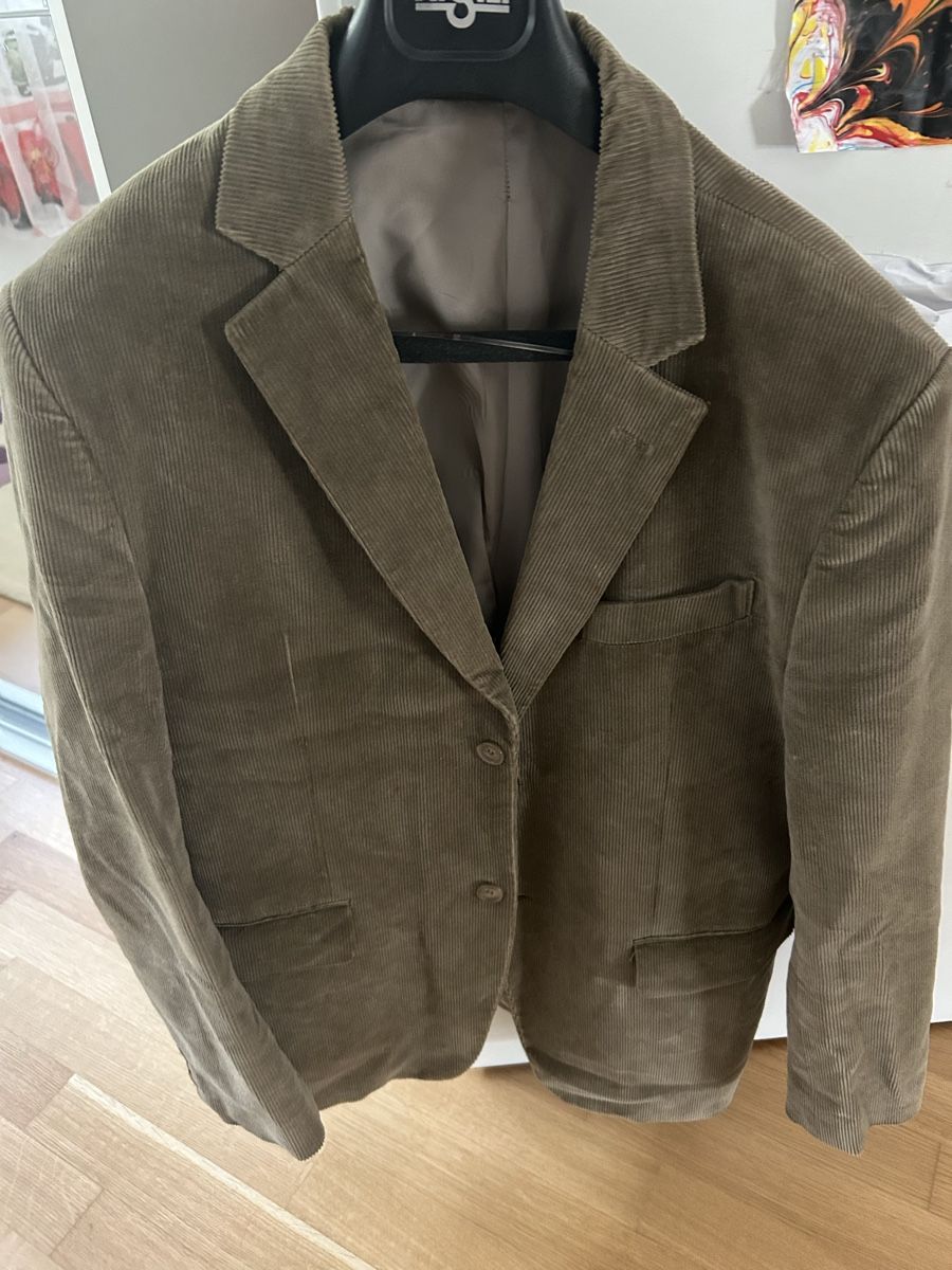 Cappotti: Zara and 2 other jackets L – Usato da Neuchatel venduto da UMY 1