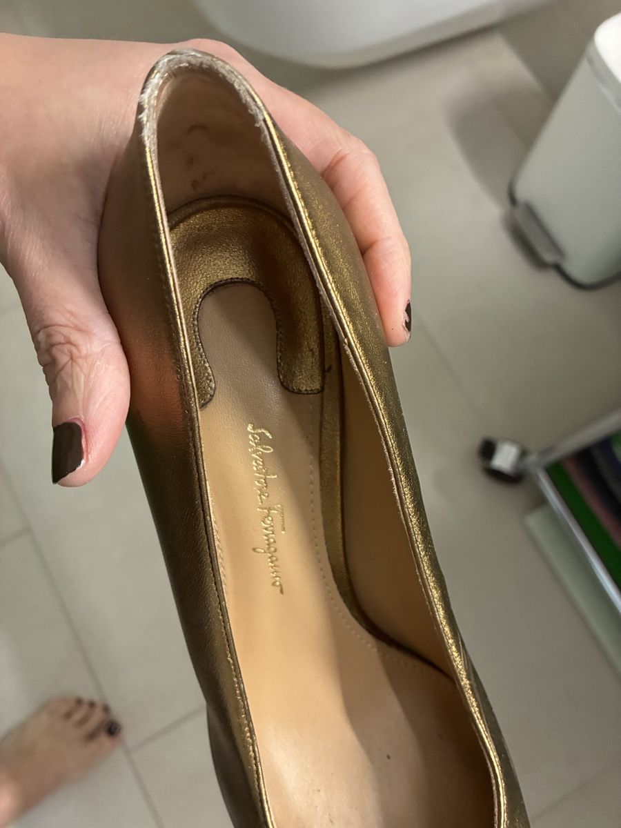 Salvatore Ferragamo Damenschuhe: Salvatore Ferragamo pump shoes leather – Gebraucht aus Zürich von Flaviavirginia 6