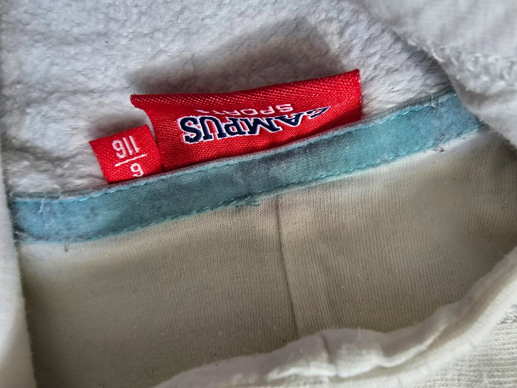 Vestes & Manteaux: Sweat Jacke Gr. 116 – D'occasion à Büttikon AG par Amineah 1