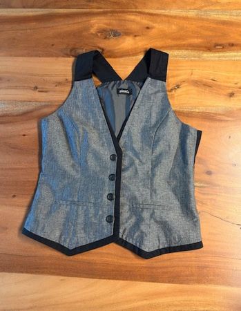 Gilet Neu Grösse 38