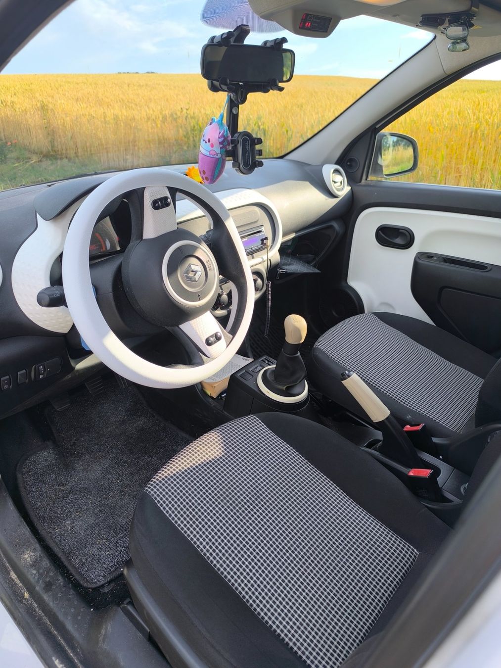 Renault Autos: TWINGO 3 – D'occasion à Estavayer-le-Lac par cht_55s8 3