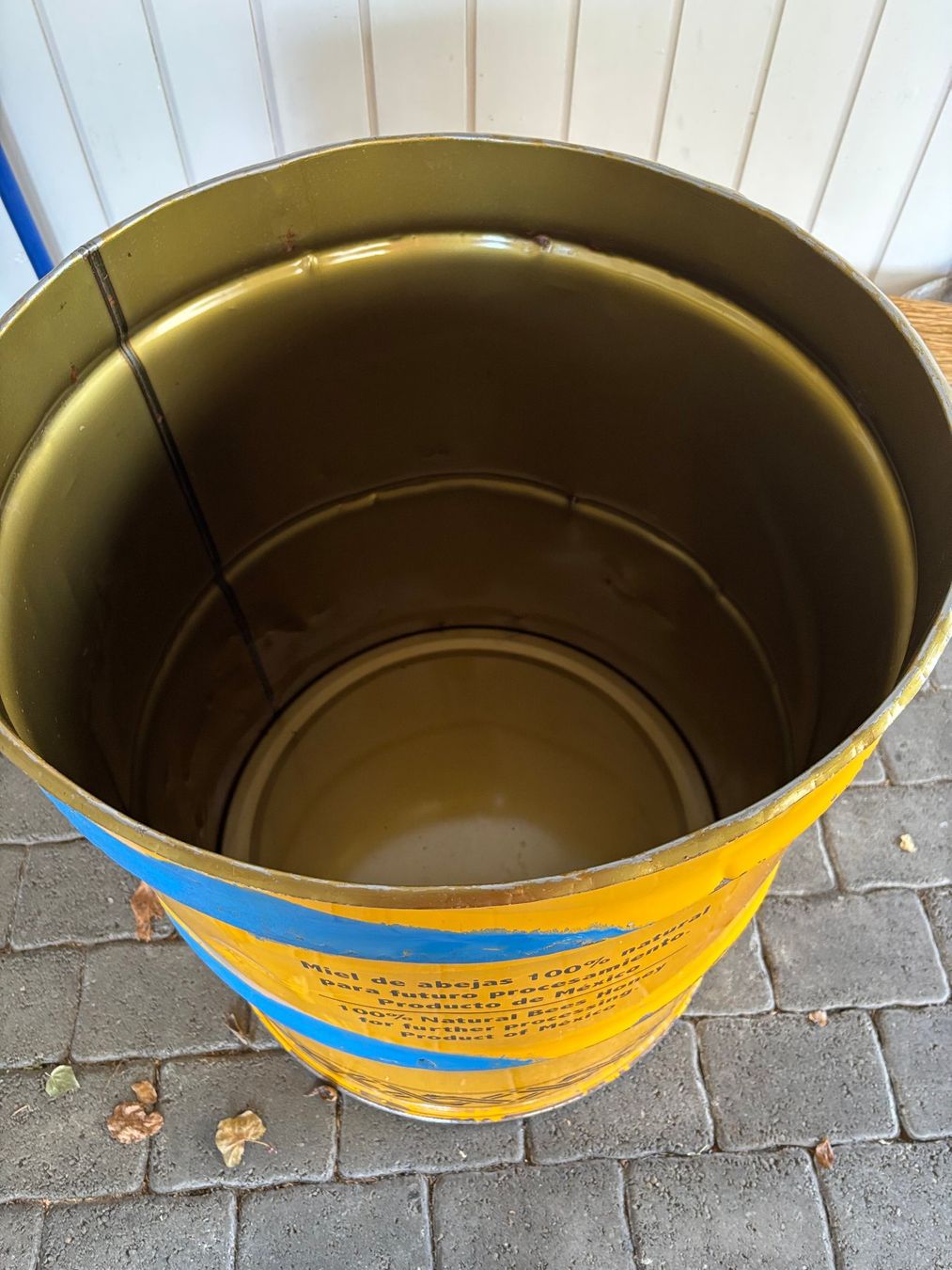 Accessori: Metallfass, Blechfass, Fass – Usato da Gossau SG venduto da gusho1 1