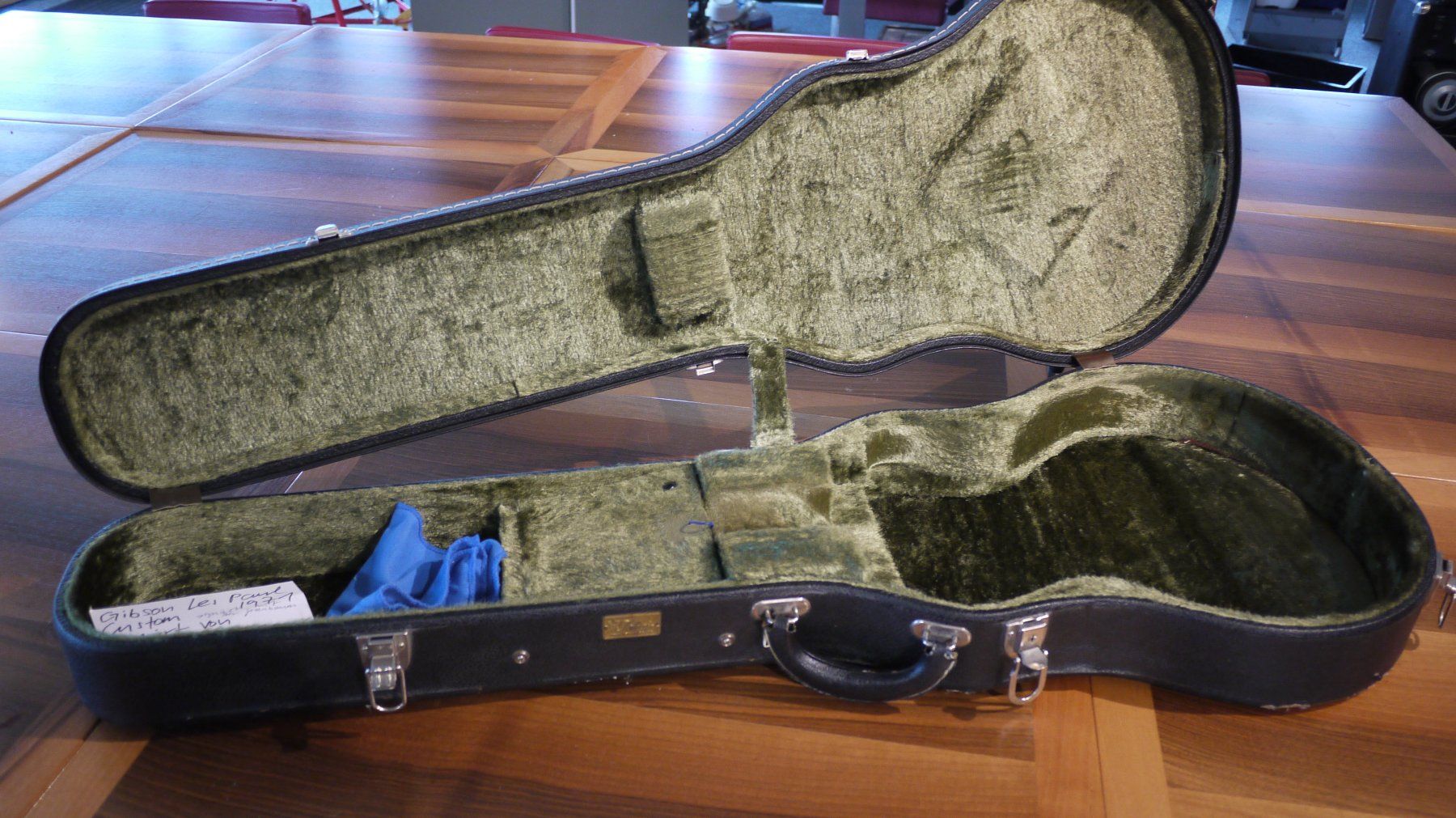 Strumenti musicali: TOKAI Vintage LP Koffer – Usato da Kaiserstuhl AG venduto da GTM-Kaiserstuhl 2