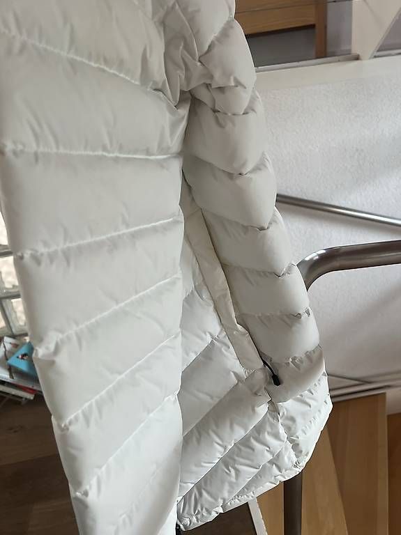 Mäntel: Peak Performance Daunenmantel Weiss – Neu und originalverpackt aus bettingen von M.Schmitz 3