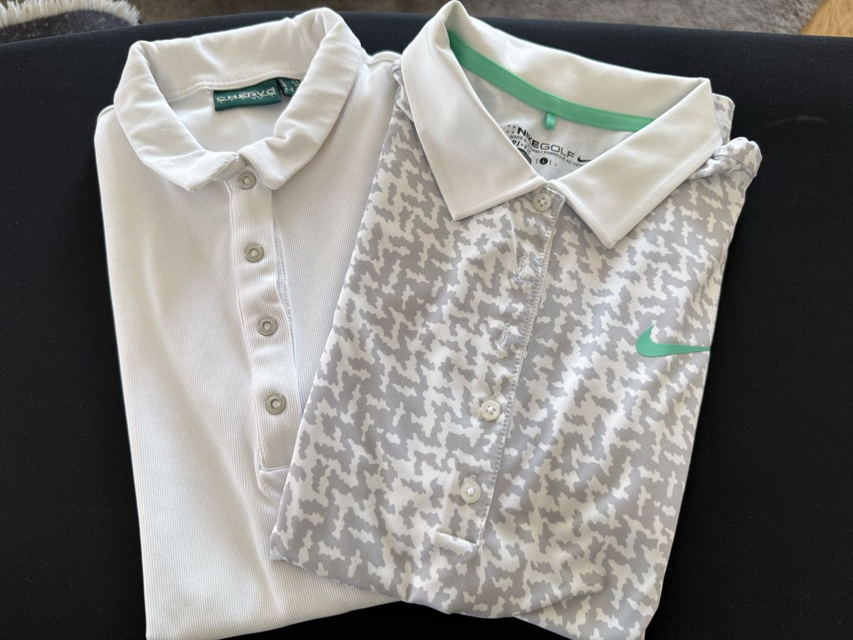 Nike Lots de vêtements: Golf Shirt Set Nike/Cervo – D'occasion à St. Gallen par Frickmoser