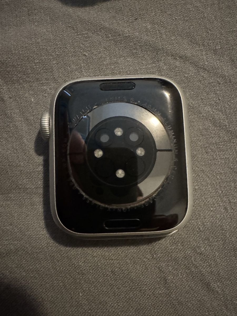 Apple Smartwatch: Apple Watch Series 6 GPS,  – Usato da Adliswil venduto da Busys 3