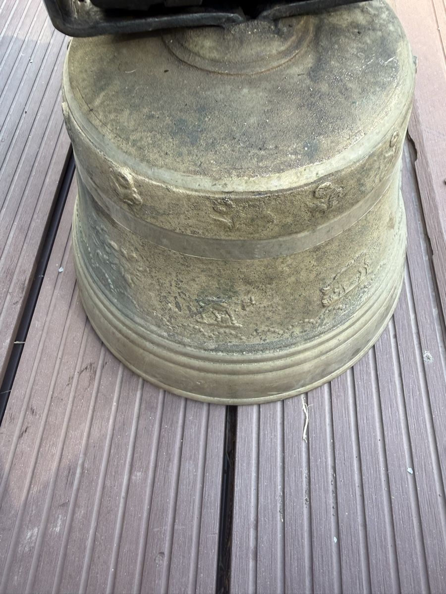 Campanacci mucche: Cloche Peter Berger, Bern  – Usato da Chessel venduto da Voyages--2020 3