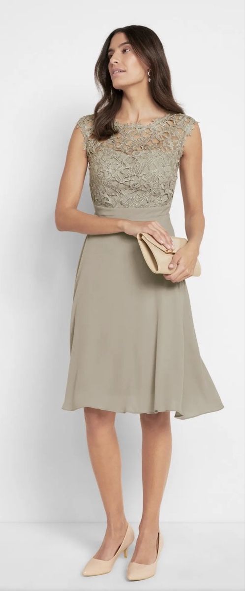 Robes: Kleid mit Spitze 36 – Neuf (Voir description) à Hagenbuch ZH par bsb_7vjt