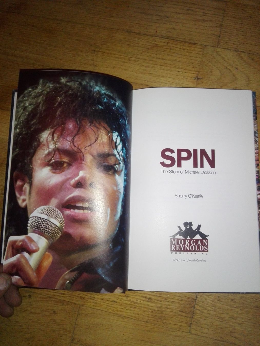 Libri: Michael Jackson Biografie "SPIN"  >englisch<       ©'2011 – Usato da St.Gallen venduto da elk2022 1