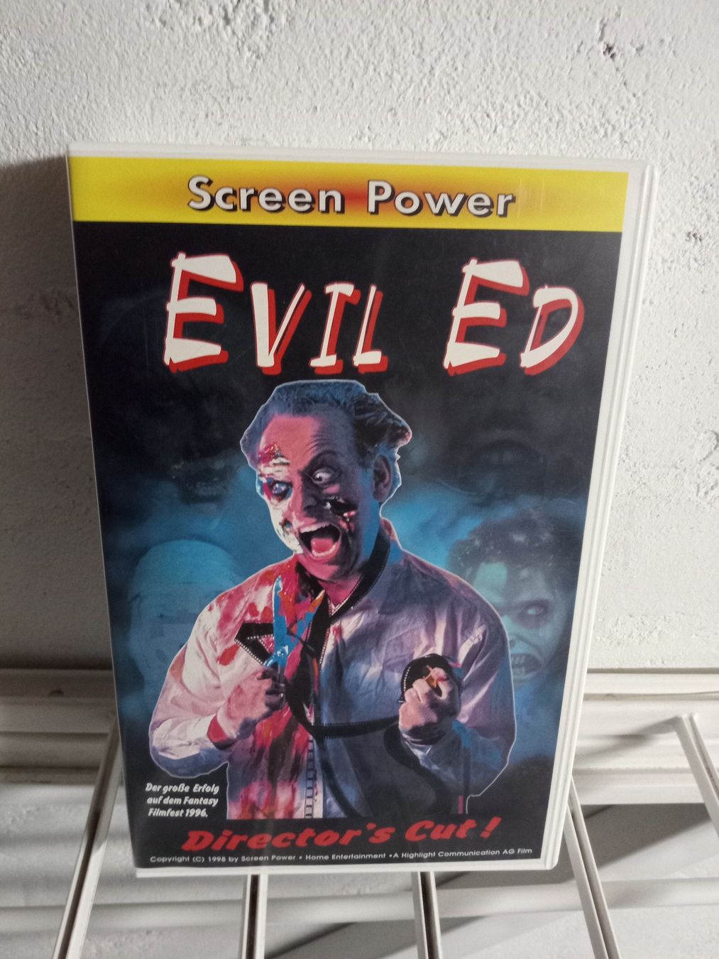 Tutti i VHS: VHS EVIL ED SCREEN POWER VIDEO UNCUT HORROR COMEDY – Usato da Brienz BE venduto da INTERNALFIRE