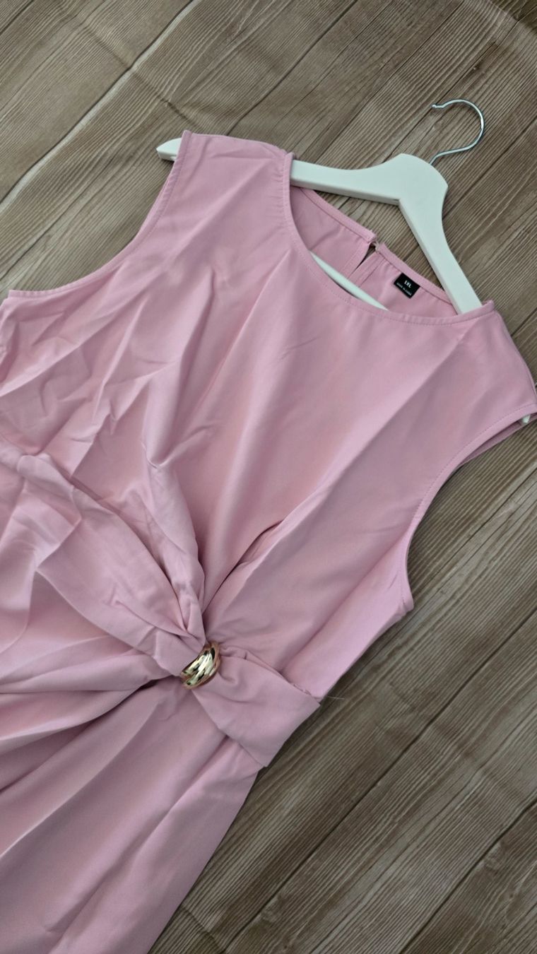 Shein Kleider: Sommerkleid - XL - Hellrosa mit Knotendetail – Neu (gemäss Beschreibung) aus Thalwil von VitaMini 1