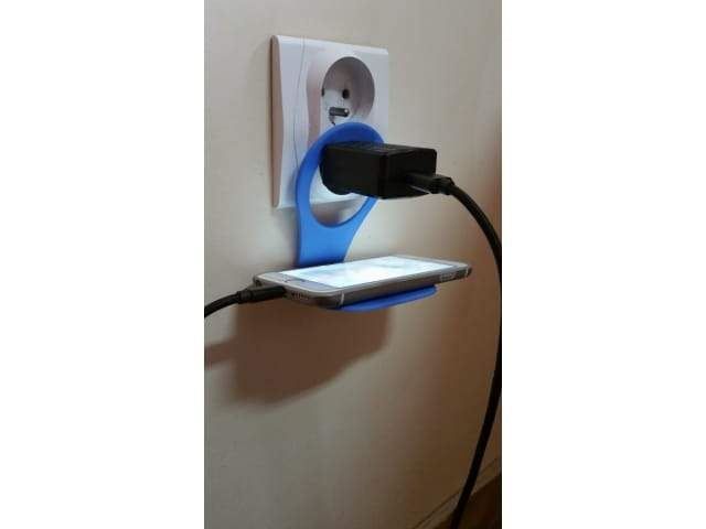 Altro: Handyhalterung beim Laden in der Steckdo – Nuovo e nell'imballaggio originale da Aesch BL venduto da Elektronik_Laden 1
