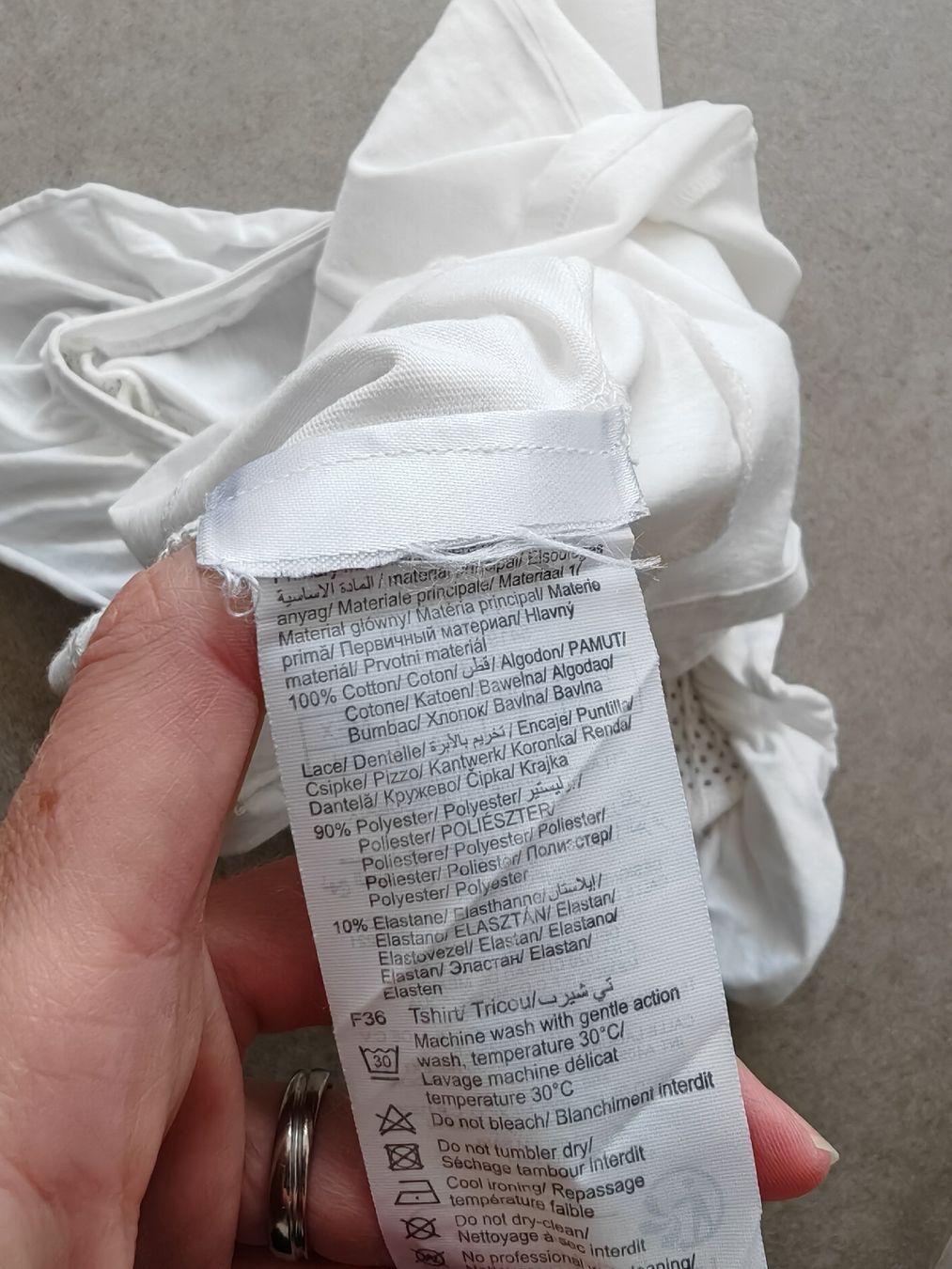 T-shirt: T-shirt blanc taille S – Nuovo (secondo la descrizione) da Longirod venduto da DigiSmart 4