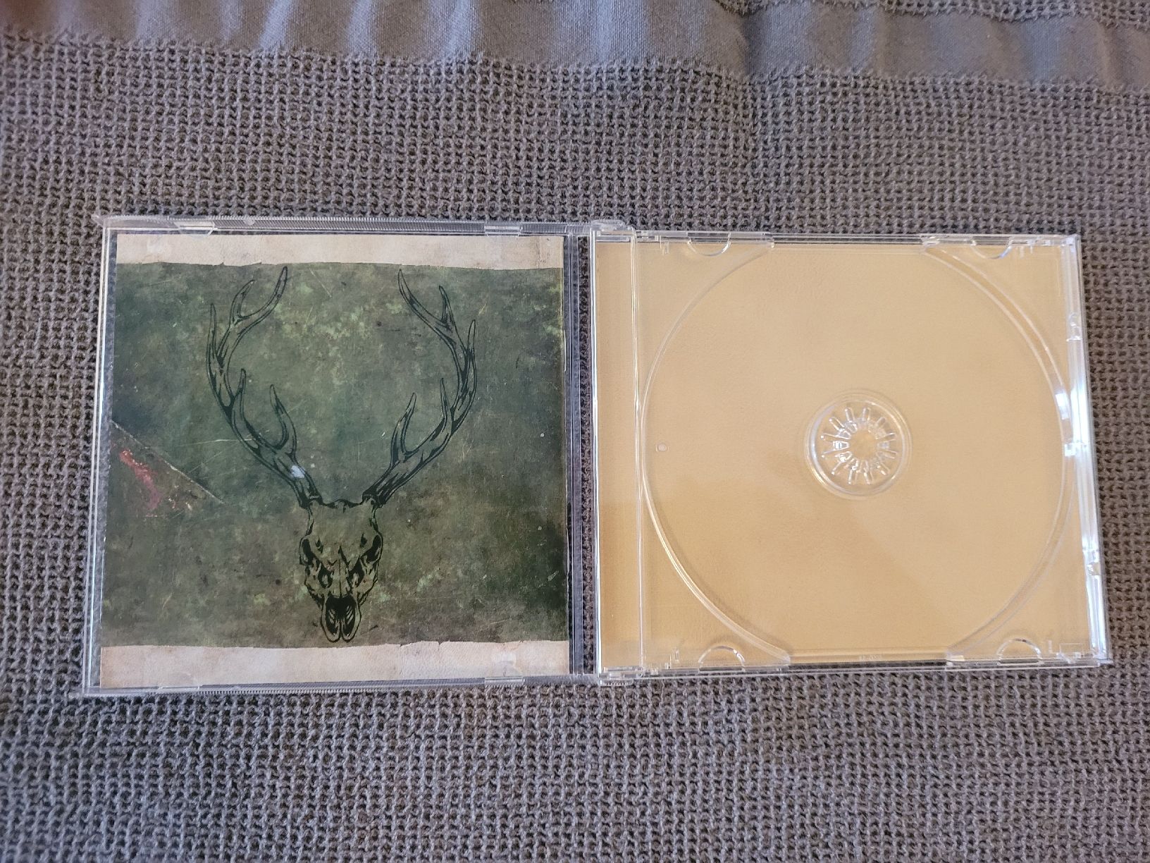 CD: Audio-CD; The Real McKenzies: Off The Leash – Usato da Aarberg venduto da galli-thomas 2