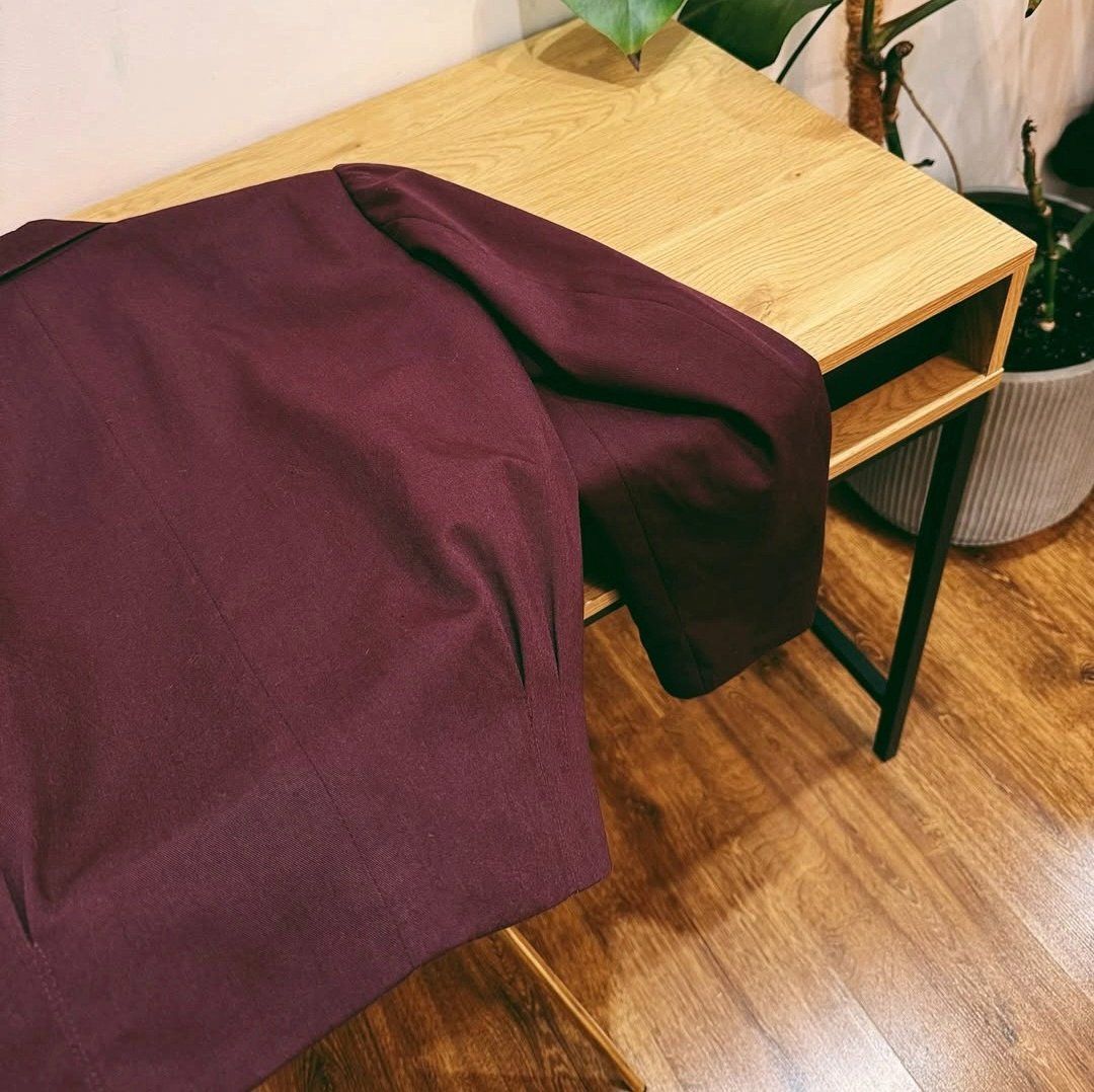 Costumi: Damenanzug – Usato da Leissigen venduto da ali_k9v8 8